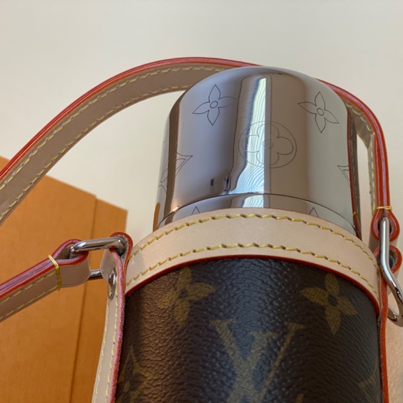 +NWT+ LOUIS VUITTON Flask Holder : Monogram steel / Monogram canvas & cowhide - Picture 11 of 16